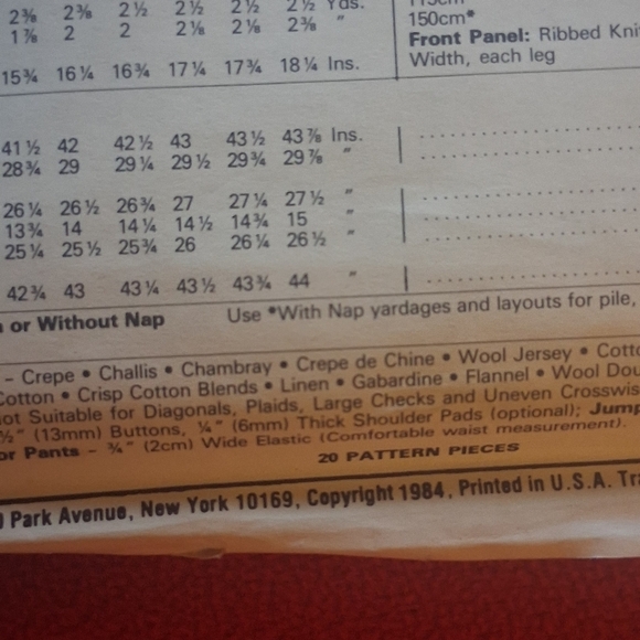 McCall's Sewing Pattern 9183 🩶❤️ - Picture 4 of 4